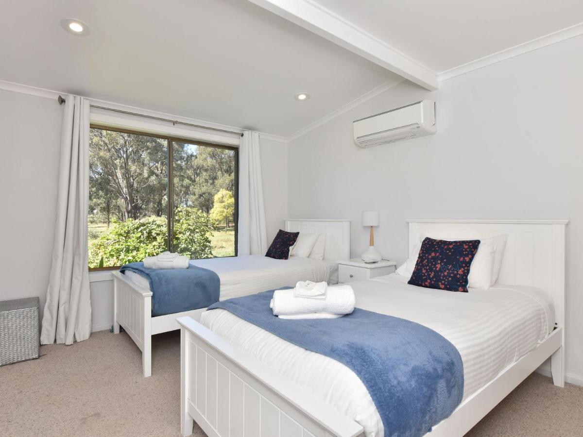 Blaxlands Homestead - Nothing Is Closer Opposite Hope Estate With Wifi And Pool Plus Fireplace Pokolbin Exterior foto
